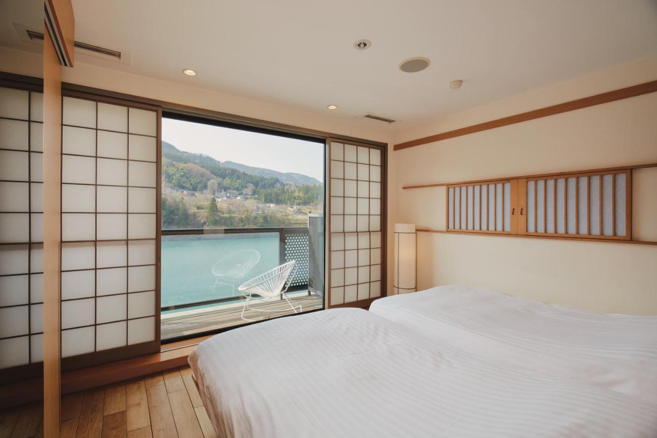 River Retreat Garaku Toyama Rom bilde